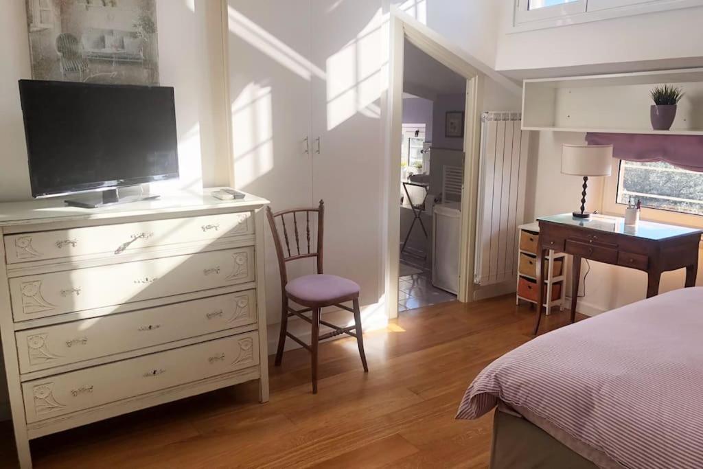 Lovely Independent Mini-Apartment In Central Roma Eksteriør bilde